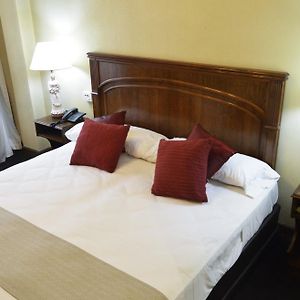Hotel Posta Carretas